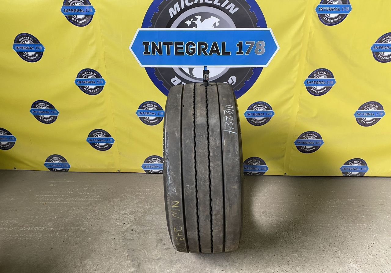 Continental ContiHybrid HT3 385/65 R22.5 160L