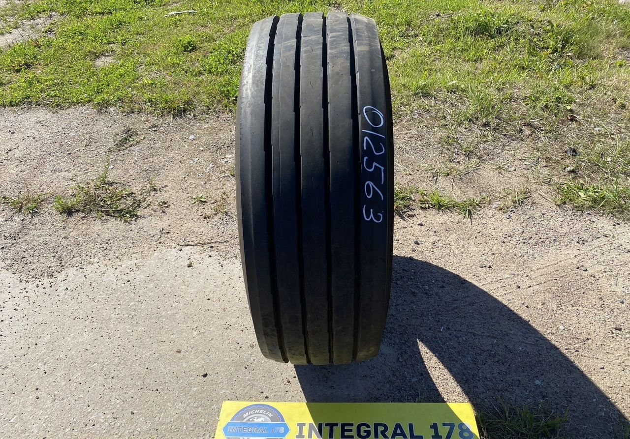 Goodyear Goodyear Kmax T 385/65 R22.5 160