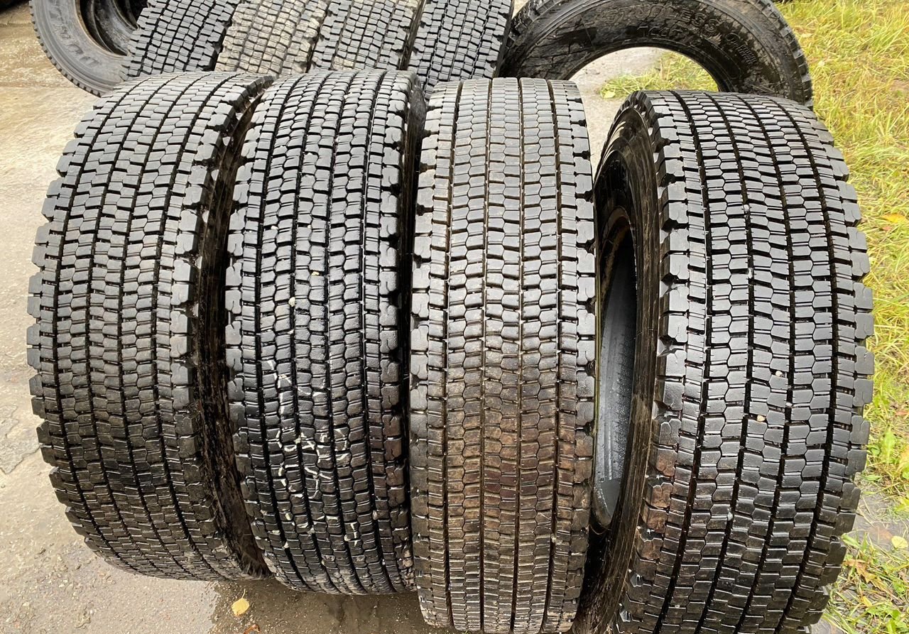Bridgestone Япония для Камаза 11 R22.5 Bridgestone W900