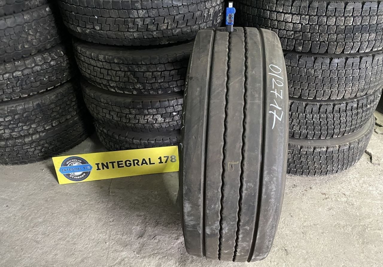 CONTINENTAL Tires Грузовая шина бу 385 65 225 Continental арт.0/2717