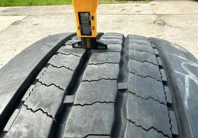 Грузовые шины бу 385 65 22 5 Hankook SMART flex ah — фото 4