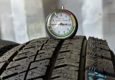 Bridgestone Blizzak Ice 195/65 R16 92Q — фото 4