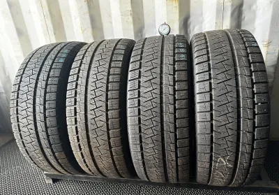 Pirelli Ice Asimmetrico 235/55 R18 100Q — фото 1