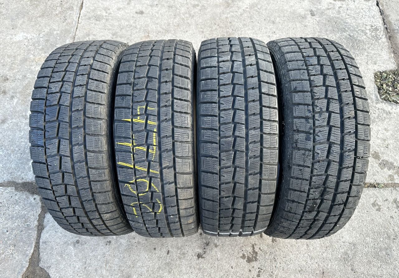 Dunlop Dunlop Winter Maxx WM02 215/60 R16 95Q