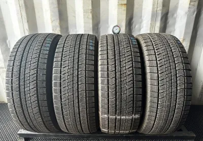 Bridgestone Blizzak VRX2 225/55 R17 97Q — фото 1