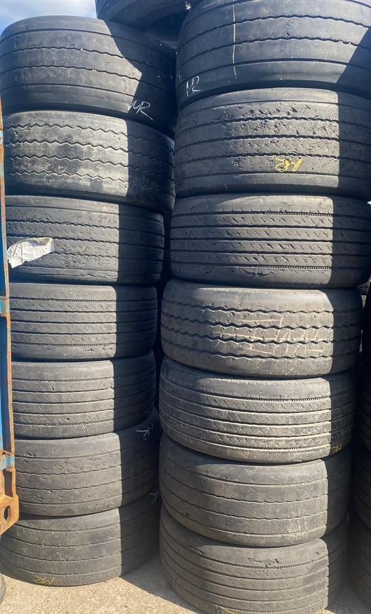 CONTINENTAL Tires Прицепные шины бу ассортимент 385 55 19 5
