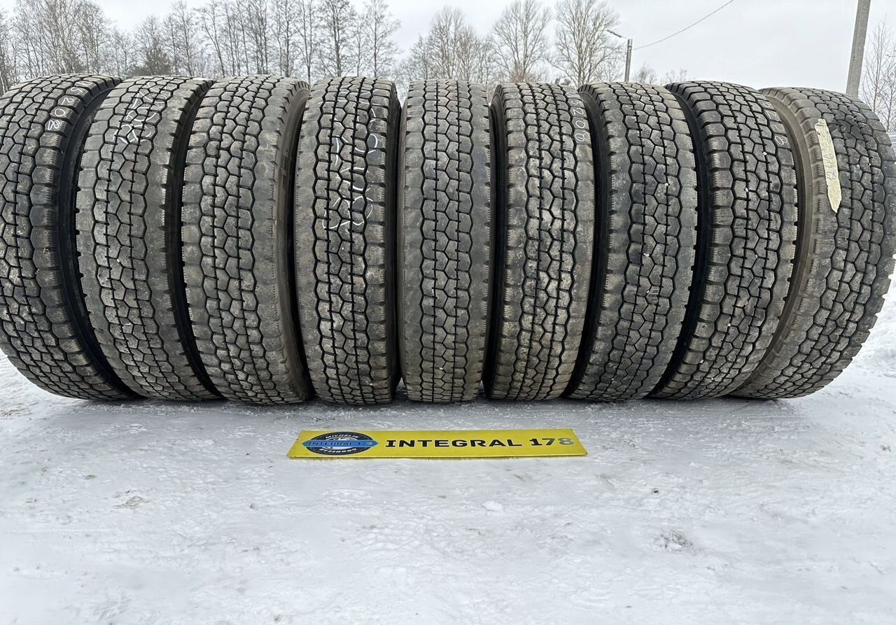 Dunlop Грузовые шины 11 r22 5 бу Dunlop арт.0/3208