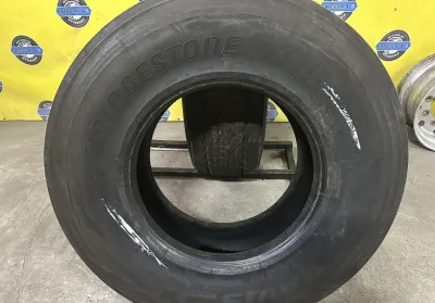 Грузовые шины бу Bridgestone 38565225 арт.0/3233 — фото 8