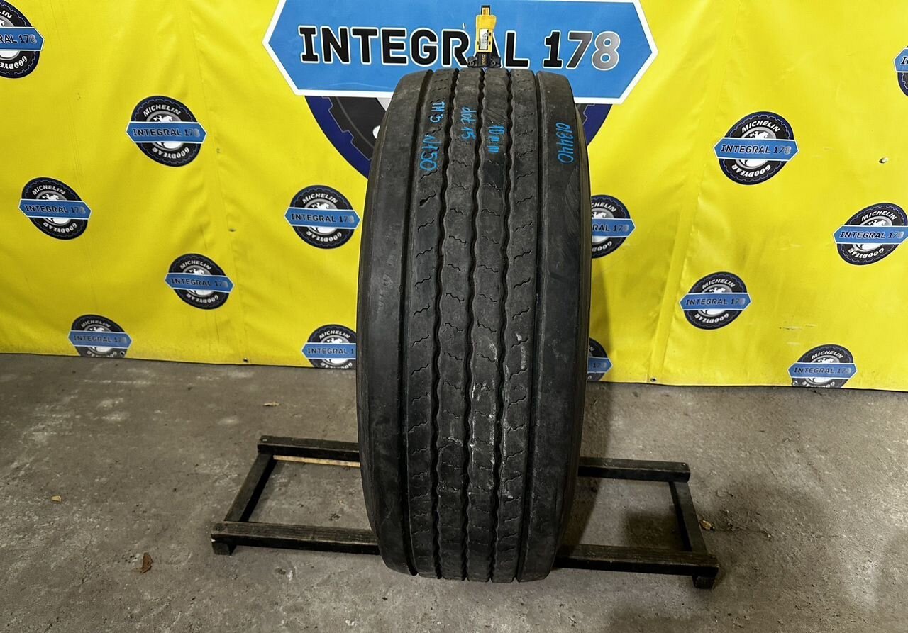 CONTINENTAL Tires Грузовая шина б/у 385 65 22 5 Континенталь арт.0/3