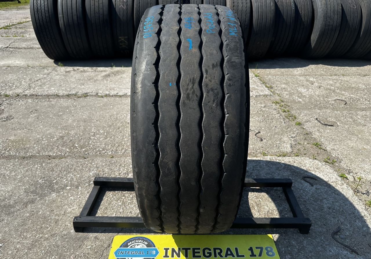 Bridgestone Грузовая шина бу 385 55 22 5 Bridgestone r168