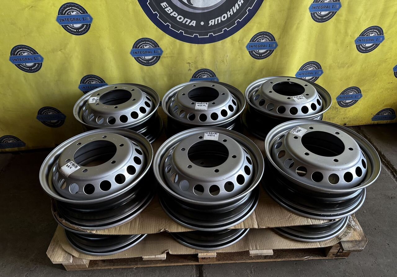 Accuride Штампованные диски Accuride 310-533 (338-3101012) 5.5×R16 6×205