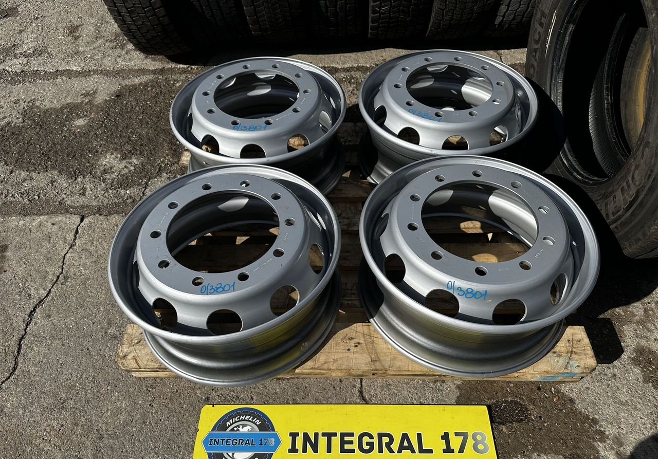 Accuride Штампованные диски Accuride 8,25х22,5 (374-3101012-01) 8×R22.5 10×335
