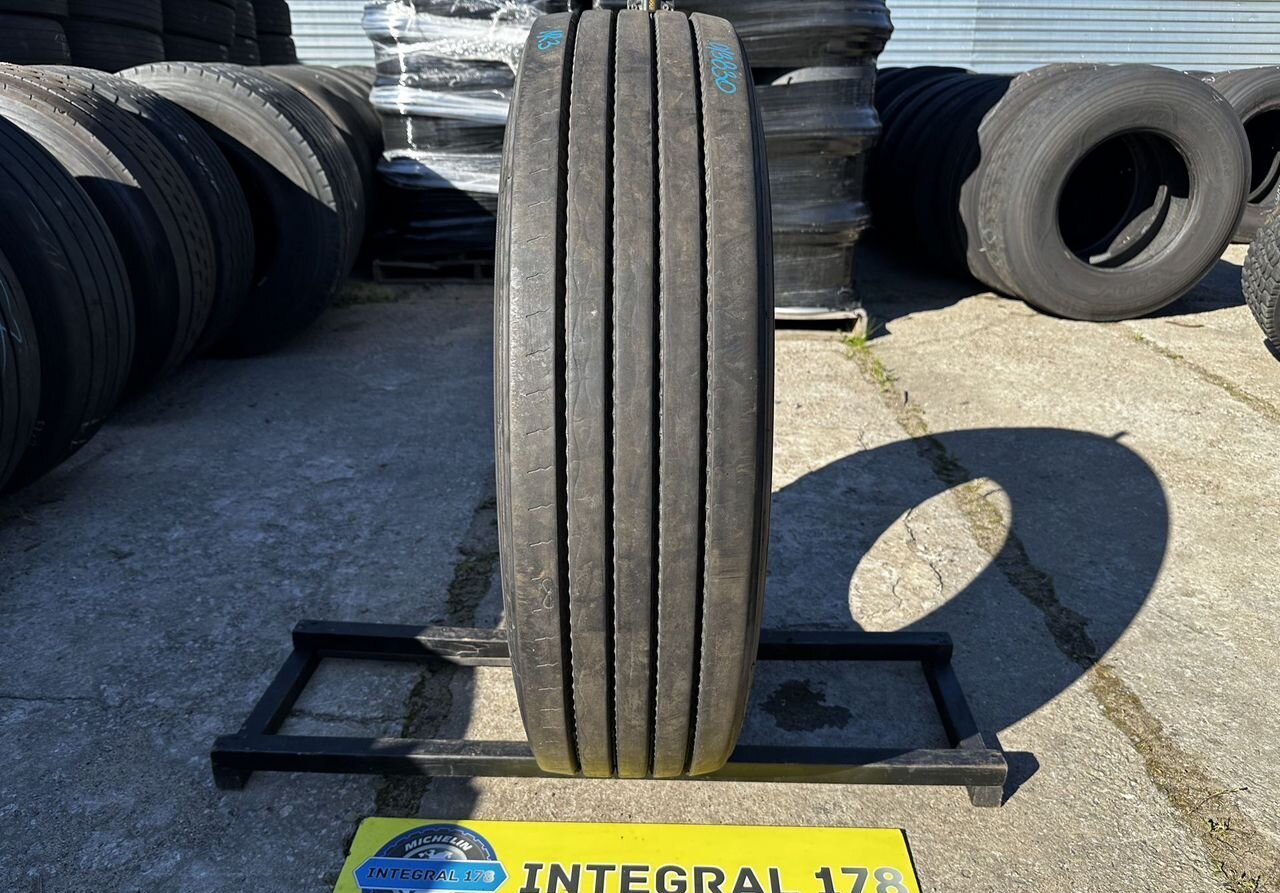 CONTINENTAL Tires Грузовые шины бу 295 80 22 5 Continental HA3