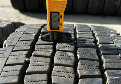 Грузовые шины бу 315/80 22 5 Dunlop Japan — фото 4