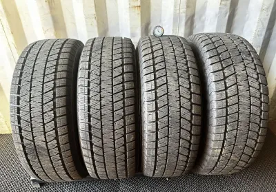 Bridgestone Blizzak DM-V3 265/65 R17 112Q — фото 1