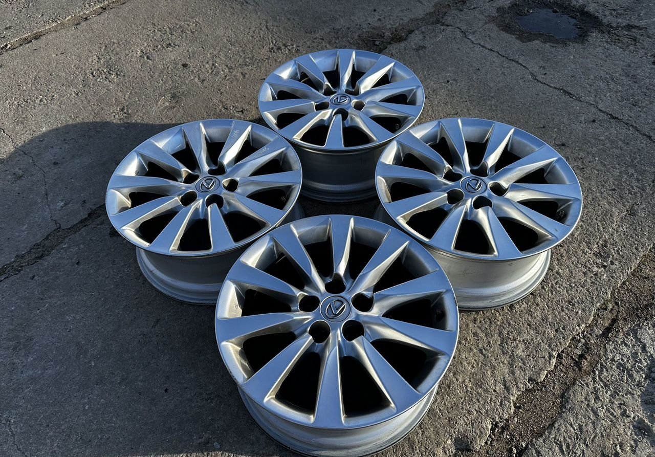 Lexus Литые диски Lexus 7×R18 5×120
