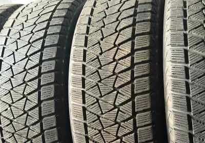 Bridgestone Blizzak DM-V2 225/60 R17 — фото 3