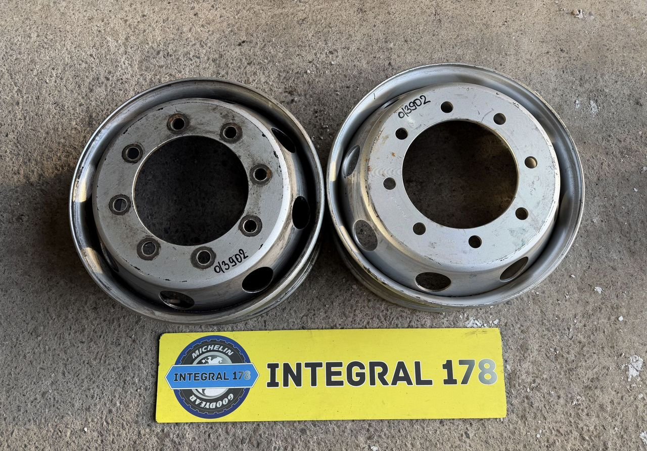 Accuride Штампованные диски Accuride 11,75х22,5 (RZB36607OE) 6.75×R19.5 8×275