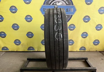 Goodyear UrbanMax MCA HL 275/70 R22.5 бу — фото 1