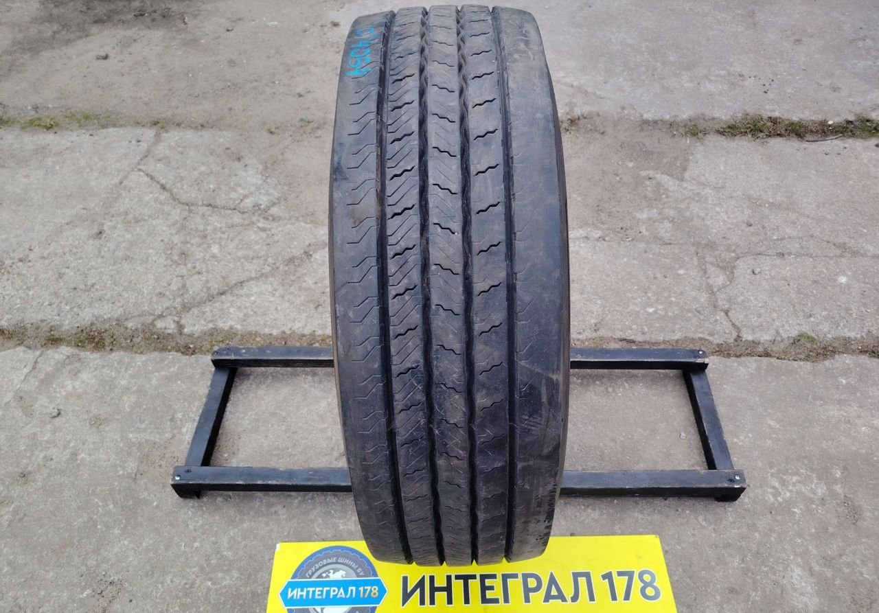 CONTINENTAL Tires Грузовая шина бу Continental 285/70r19.5 0/4034
