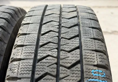 Грузовые шины Bridgestone Blizzak W989 205/75 R16 — фото 3