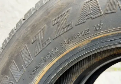 Грузовые шины Bridgestone Blizzak W989 205/75 R16 — фото 8