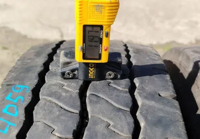 Рулевые шины бу Dunlop 225 225/80r17.5 0/4059 — фото 3