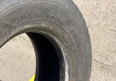 Шина б/у Goodyear kmax D 235/75 R17.5 — фото 6