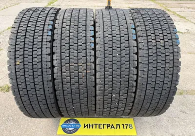 Грузовые шины б/у Bridgestone W900 295/80 R22.5 — фото 1