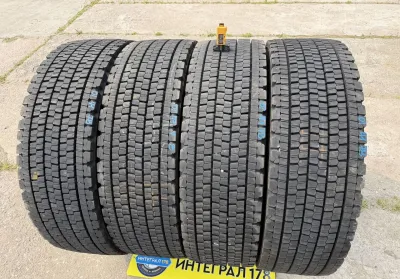 Грузовые шины б/у Bridgestone W900 295/80 R22.5 — фото 4