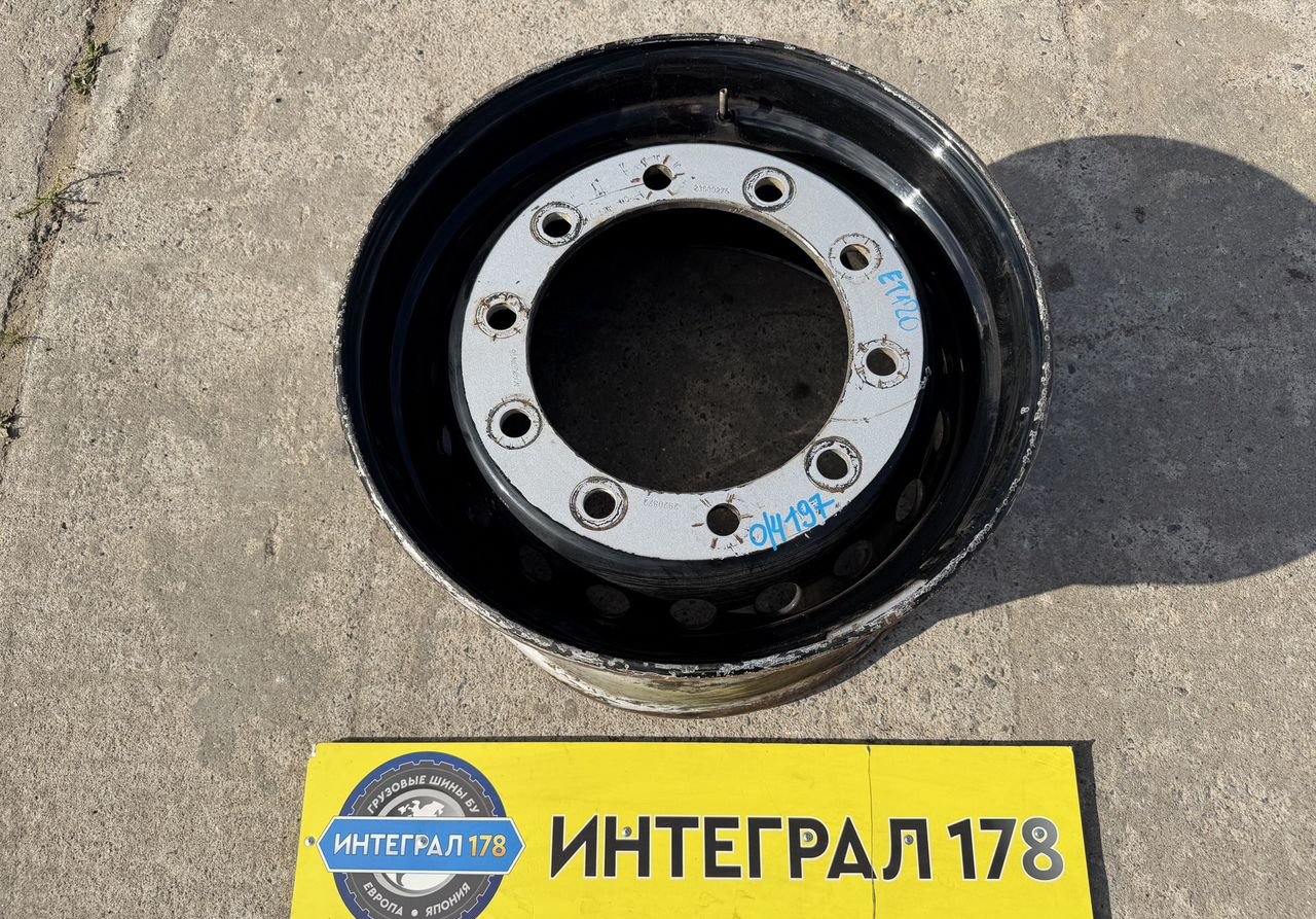 Штампованные диски Maxion 11×R22.5 10×335