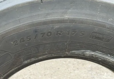 Грузовые шины б/у Michelin X Multi T 245 70 R17.5 — фото 6