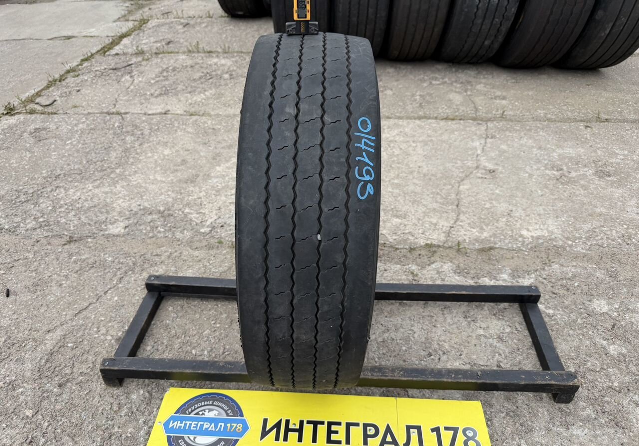 Грузовые шины б/у Continental 245 70 R17.5