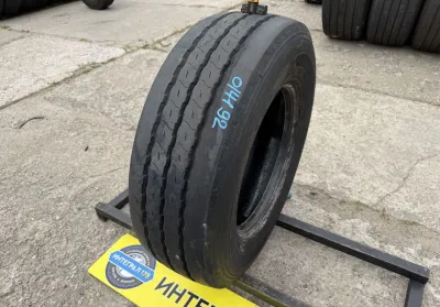 Грузовые шины б/у Goodyear kmax T 245 70 R17.5 — фото 2