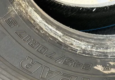 Грузовые шины б/у Goodyear kmax T 245 70 R17.5 — фото 7