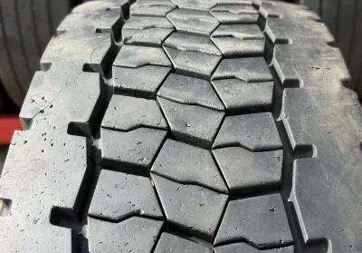 Грузовая шина 295/80 R22.5 Bridgestone — фото 3