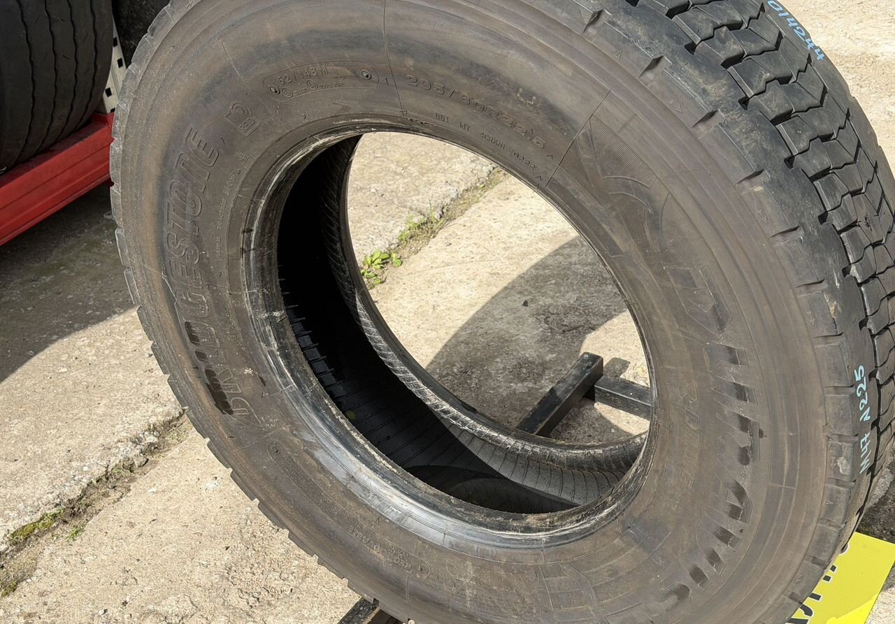 Грузовая шина 295/80 R22.5 Bridgestone — фото 5 из 7