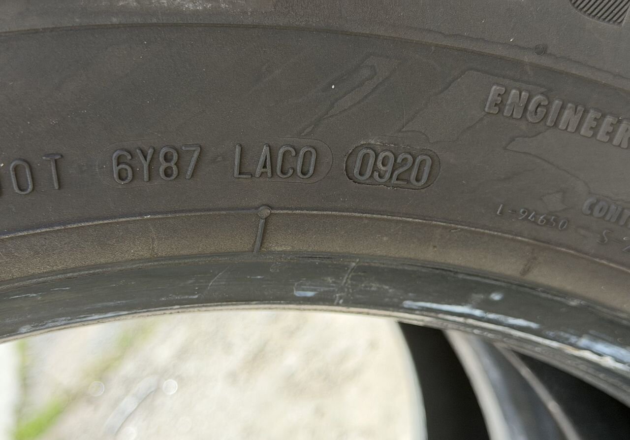 Грузовые шины 295/80 R22.5 Continental — фото 9 из 10