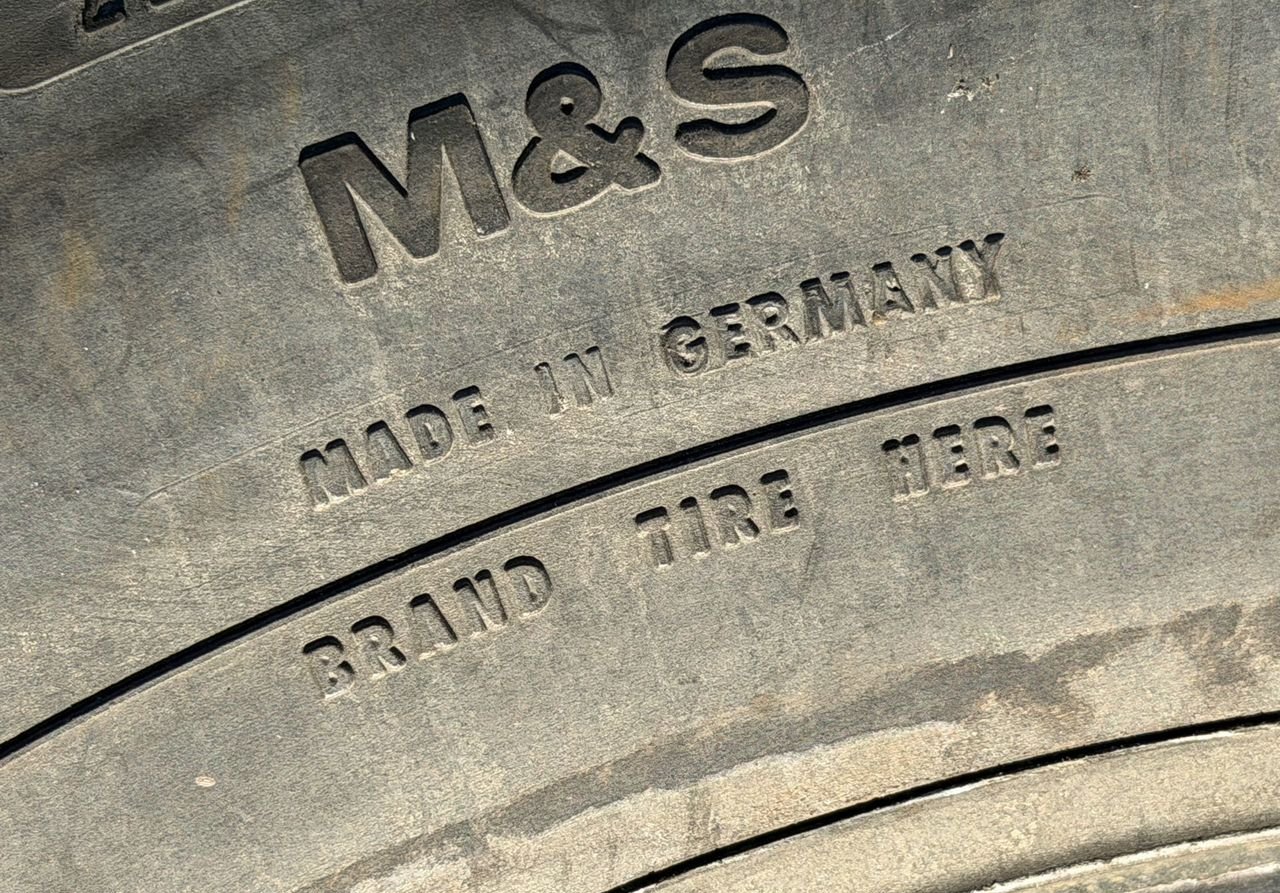 Грузовая шина 215/75 R17.5 Semperit б/у — фото 7 из 7
