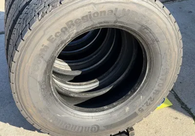 Грузовые шины б/у 315/70 R22.5 Continental — фото 3