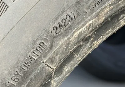 Грузовые шины б/у 315/70 R22.5 Continental — фото 9