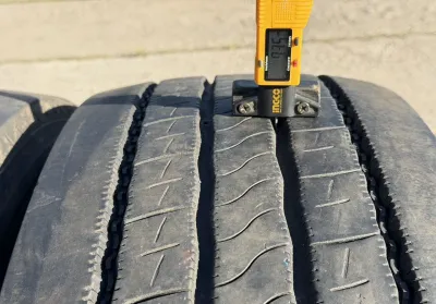 Грузовые шины Pirelli 315 70 R22.5 бу — фото 4