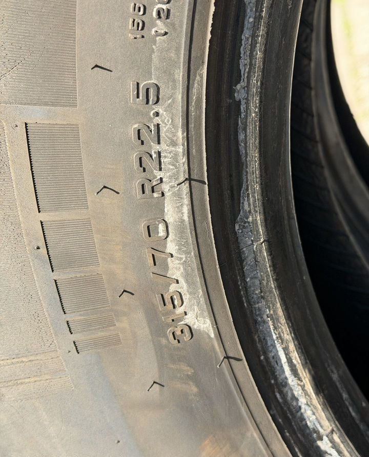 Грузовые шины Pirelli 315 70 R22.5 бу — фото 8 из 8